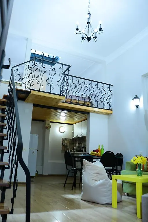 Old Town Apartment Georgia